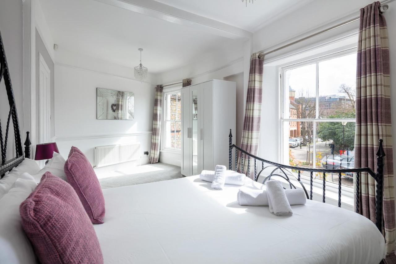 Castle Properties: The Duchess, 3 Bed Family Cottage Виндзор Экстерьер фото